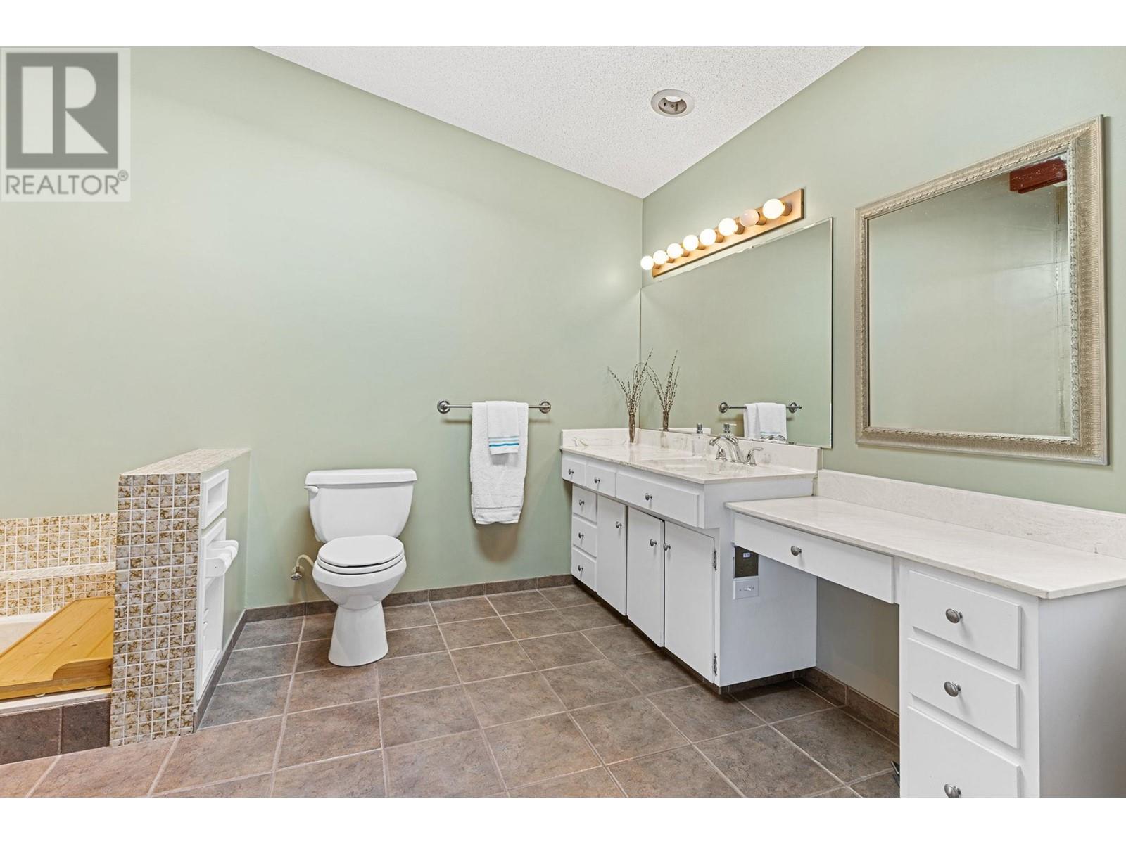 3131 Elliott Road, West Kelowna