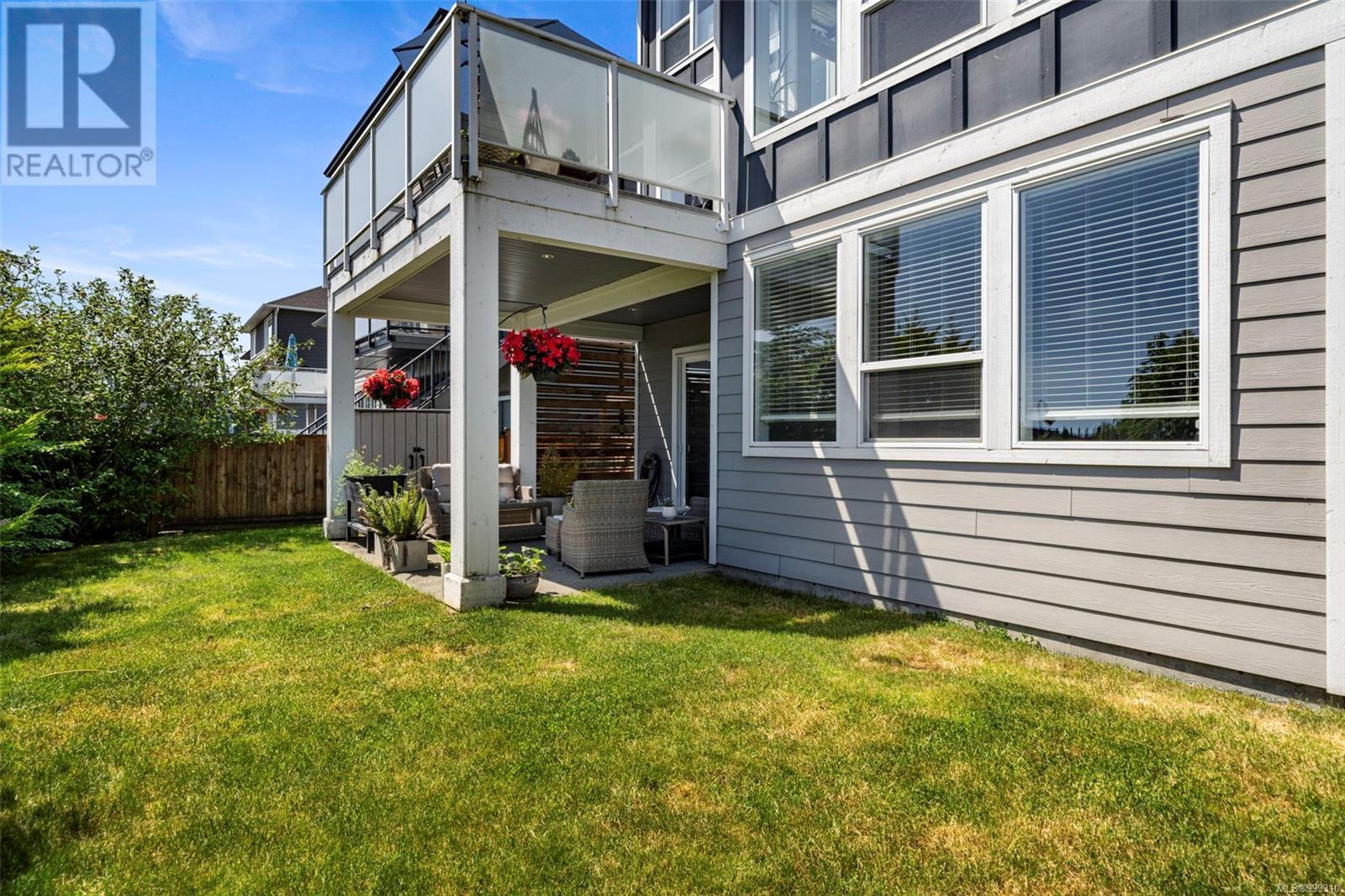  2326 Azurite Crescent, Langford
