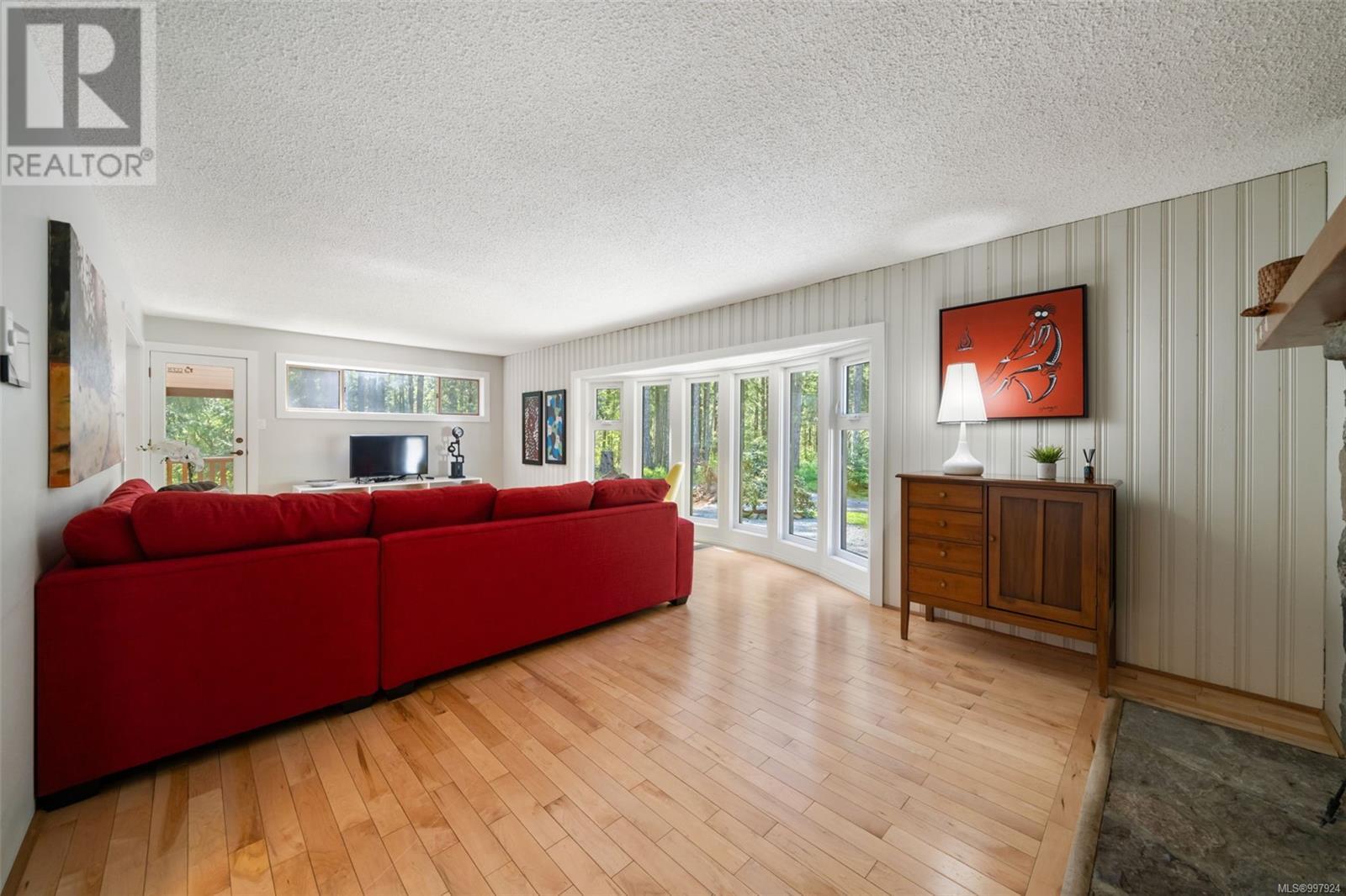 3281 McGuire Way, Nanaimo