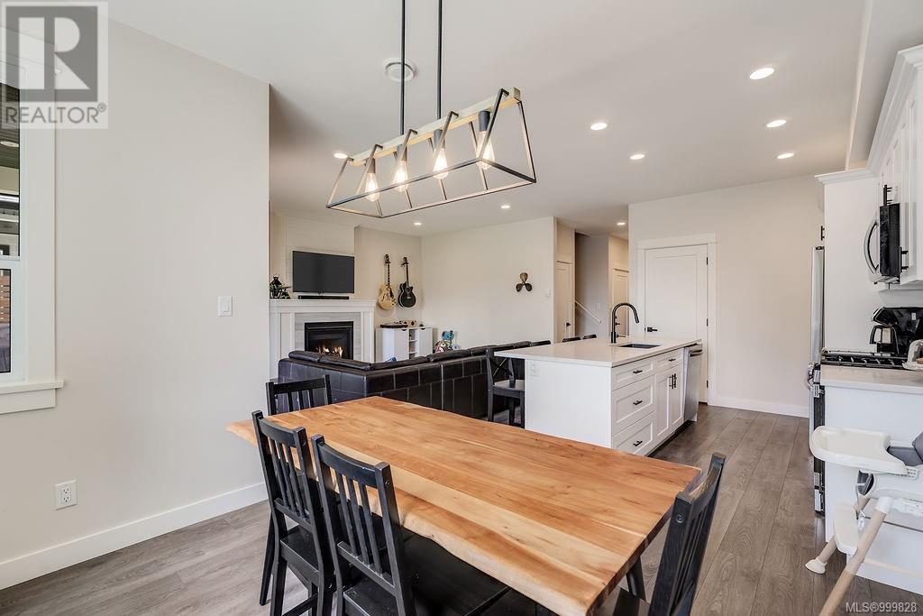 Photo 16 of 6899 Beaton Rd, Sooke BC