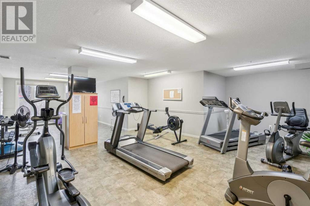 Single Family House for Sale in   Everstone Drive SW Evergreen Calgary 