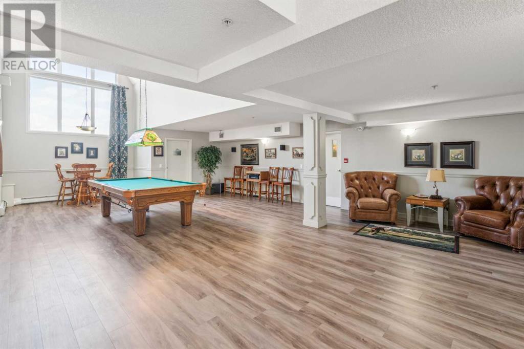 Single Family House for Sale in   Everstone Drive SW Evergreen Calgary 