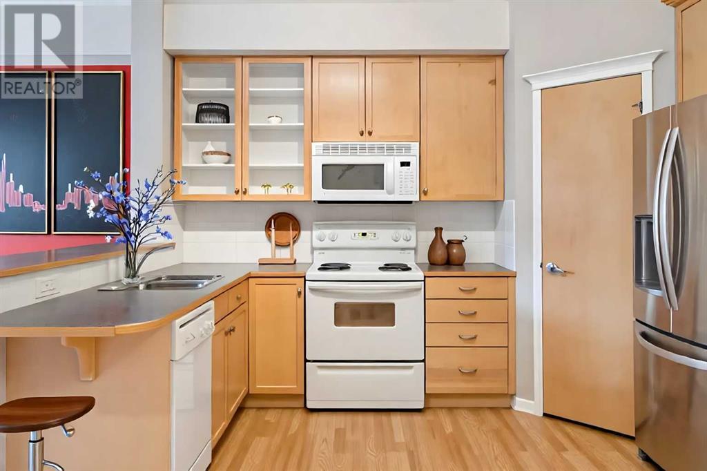 Single Family House for Sale in   Everstone Drive SW Evergreen Calgary 