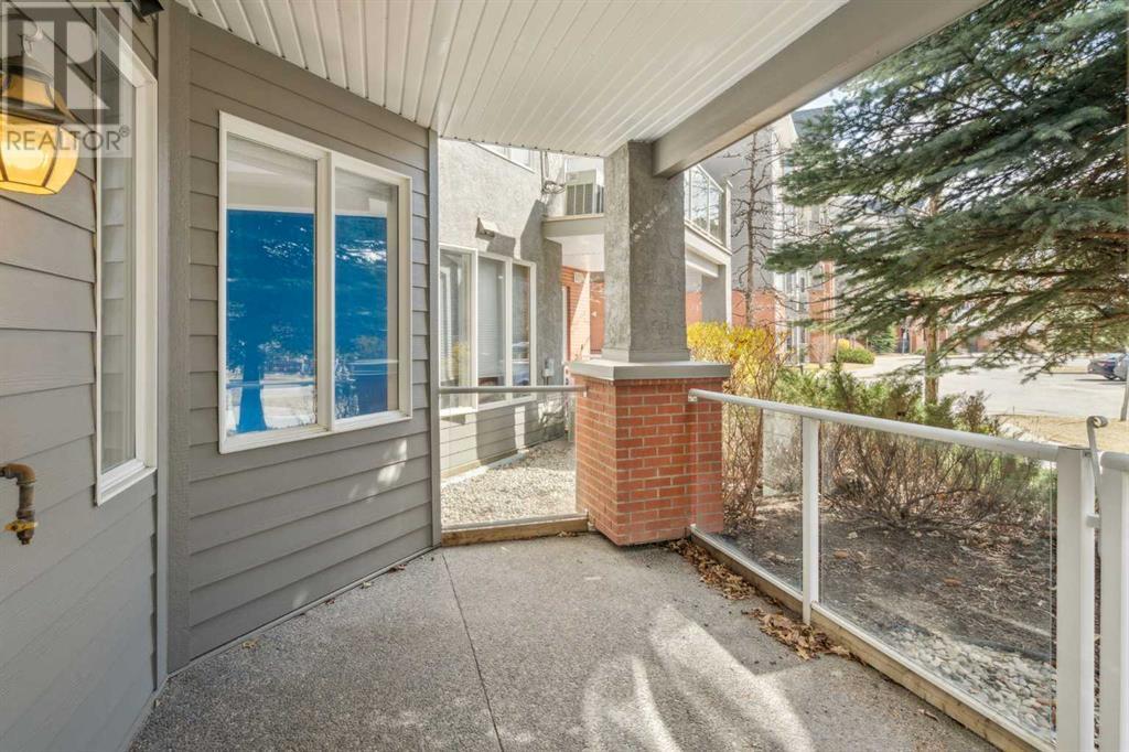 Single Family House for Sale in   Everstone Drive SW Evergreen Calgary 
