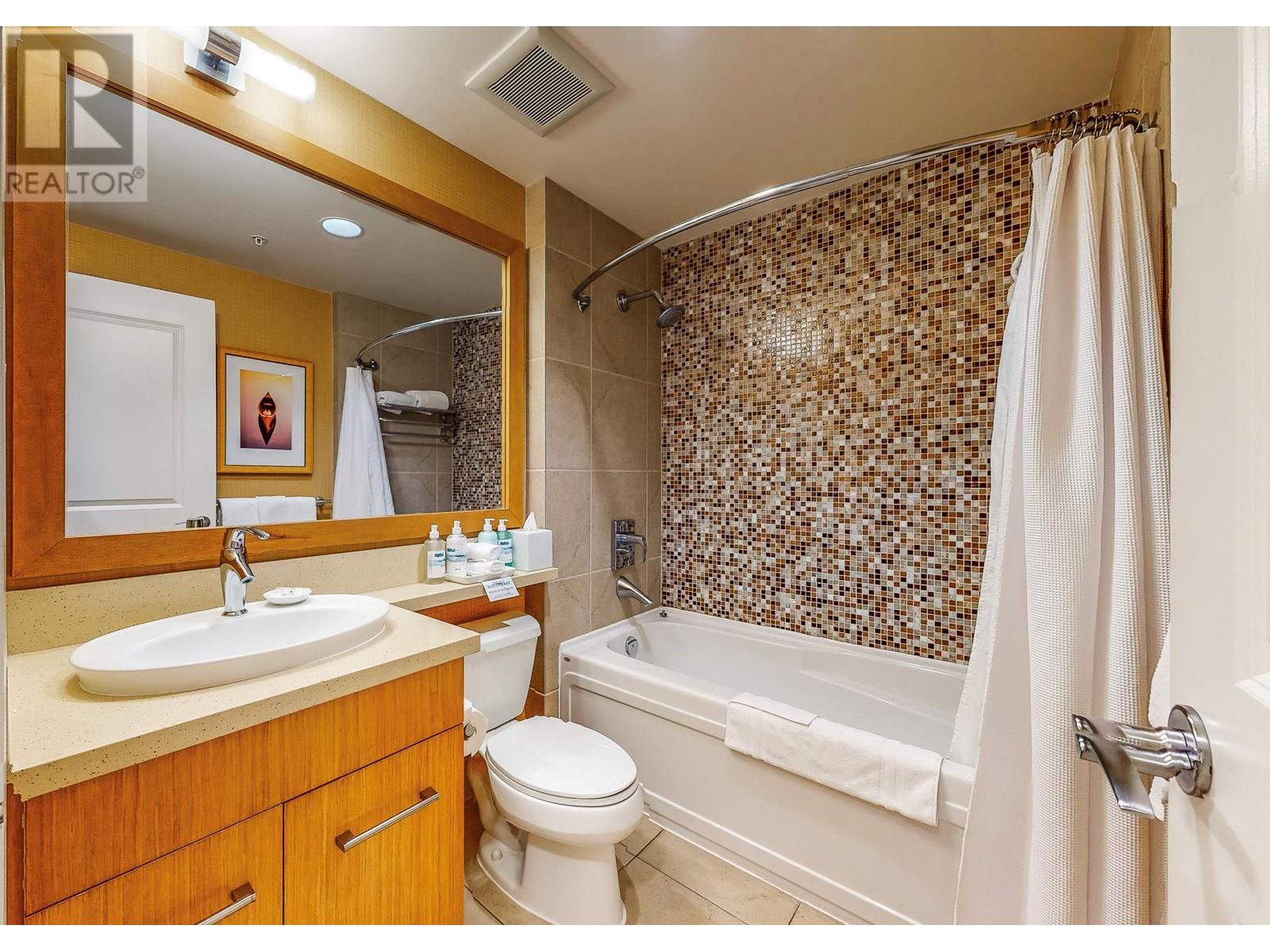 413 15 Park Place, Osoyoos