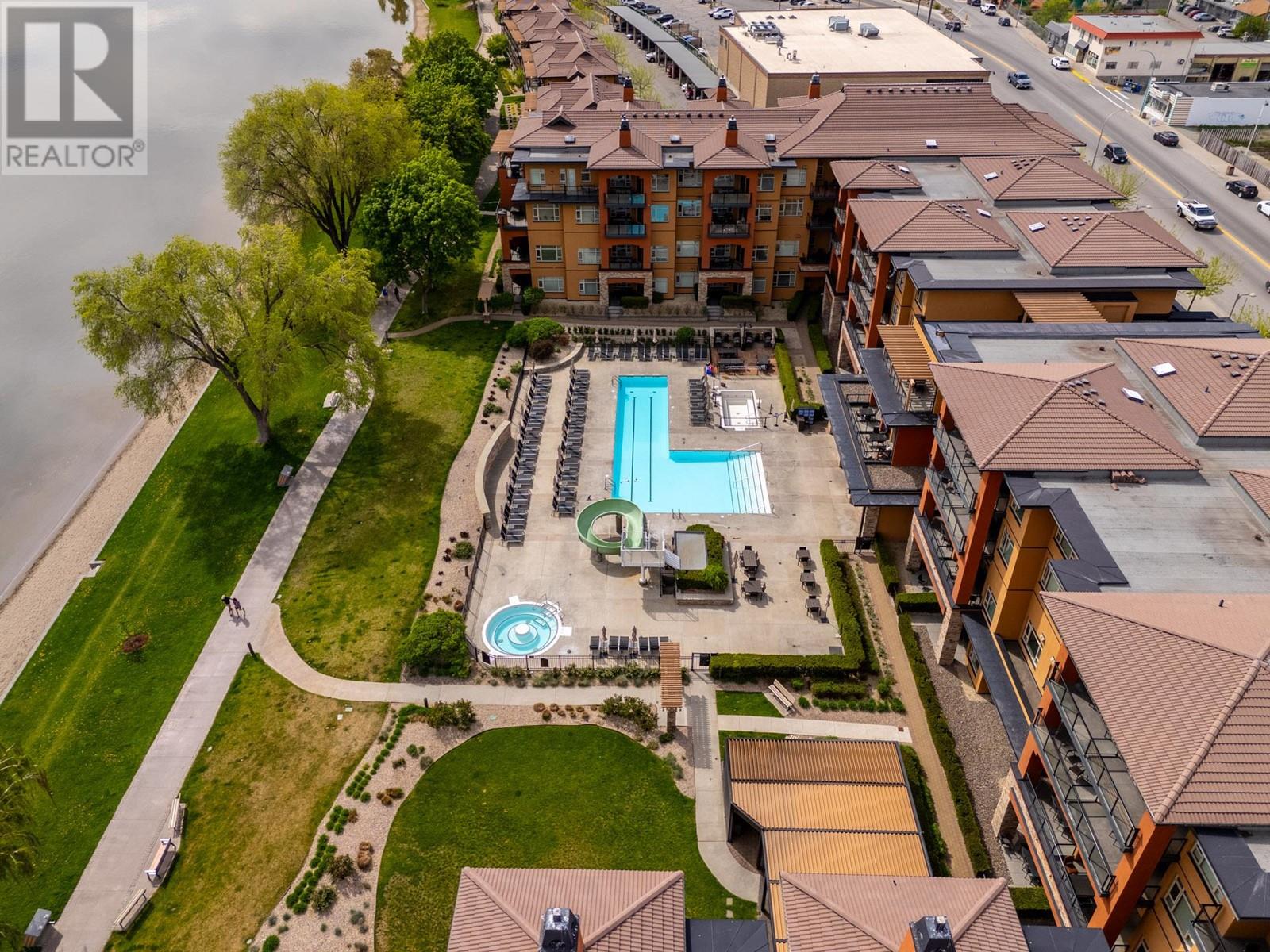 413 15 Park Place, Osoyoos