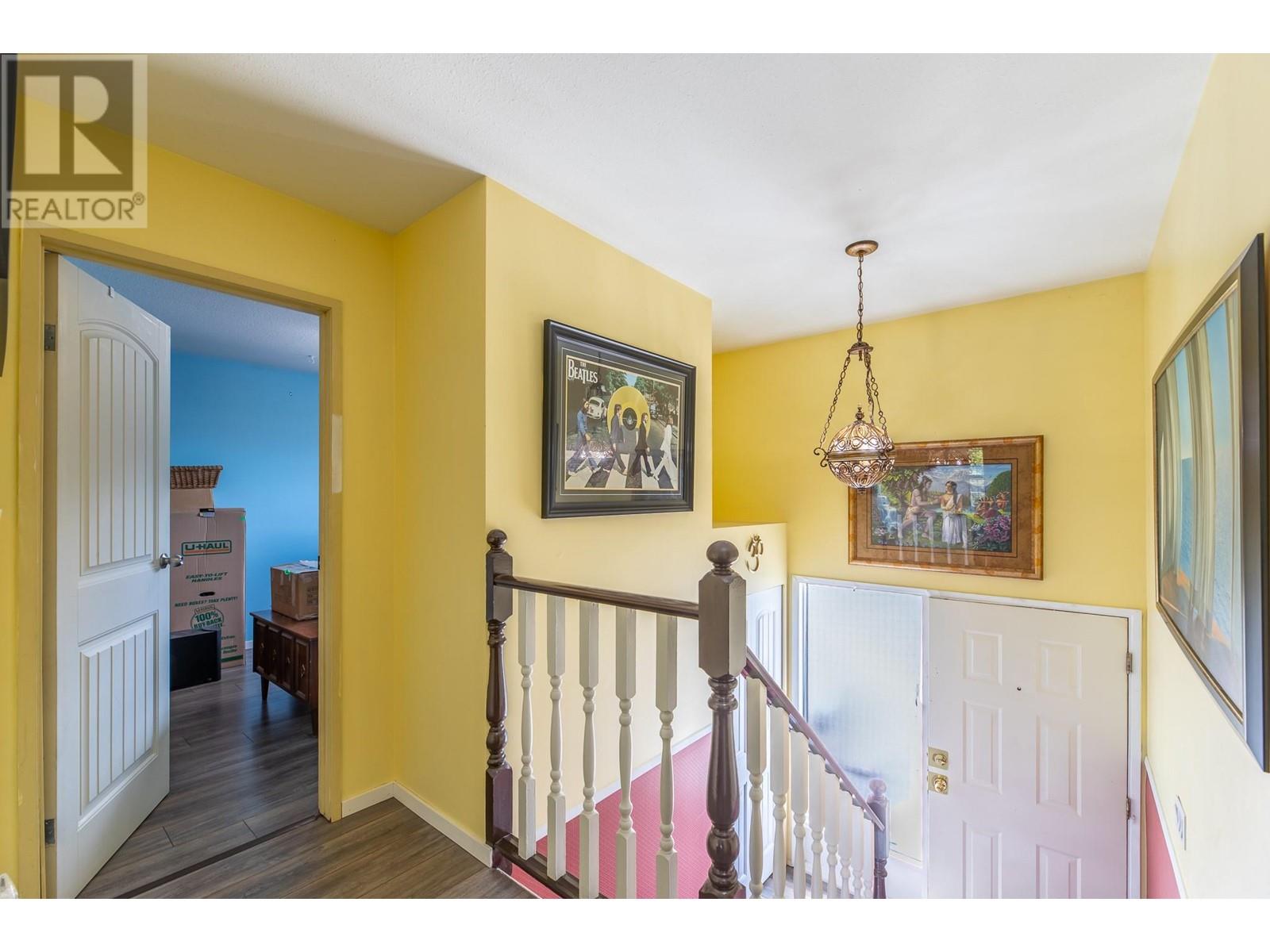 180 Mcpherson Crescent Unit# 100, Penticton