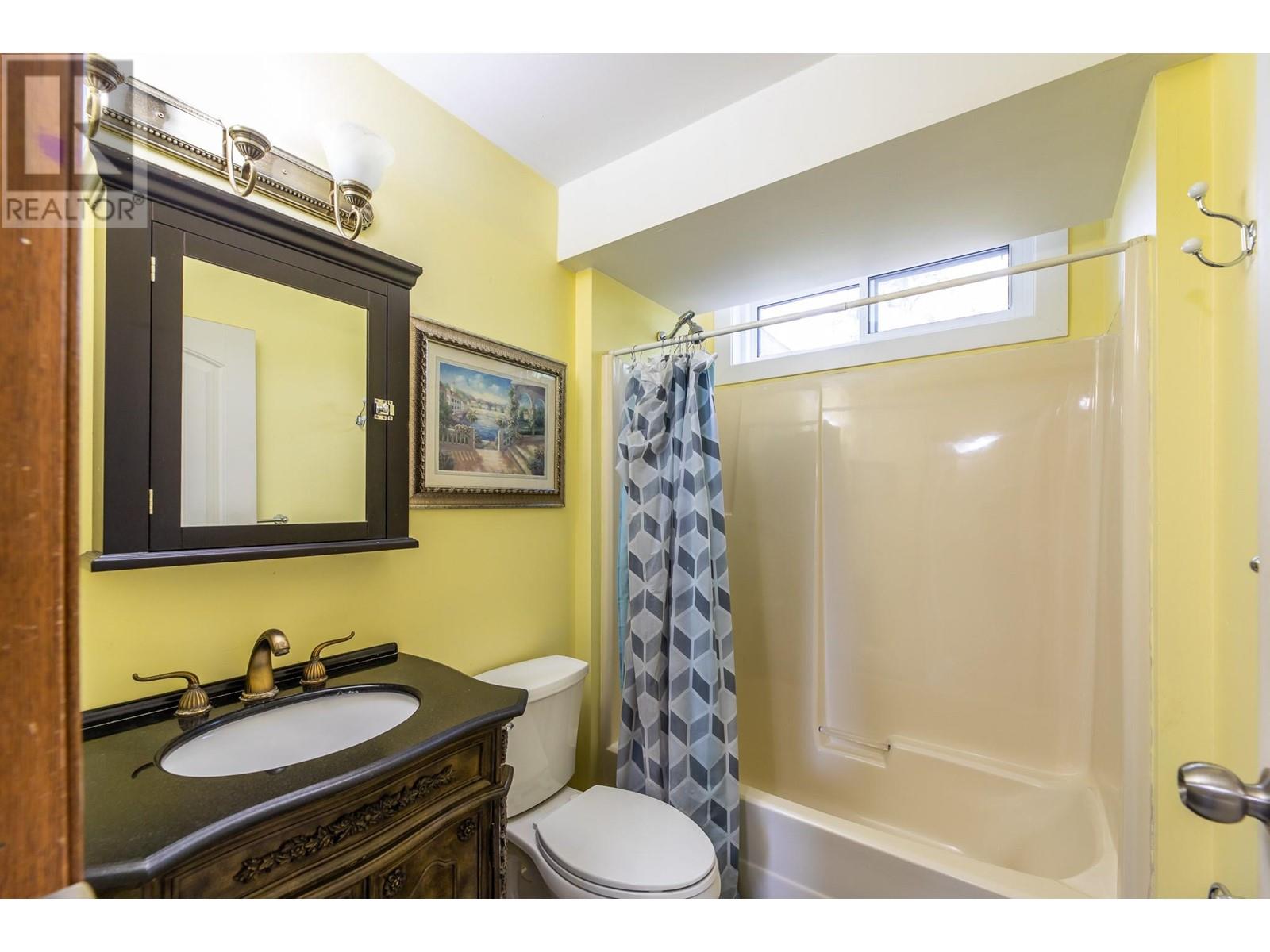 180 Mcpherson Crescent Unit# 100, Penticton