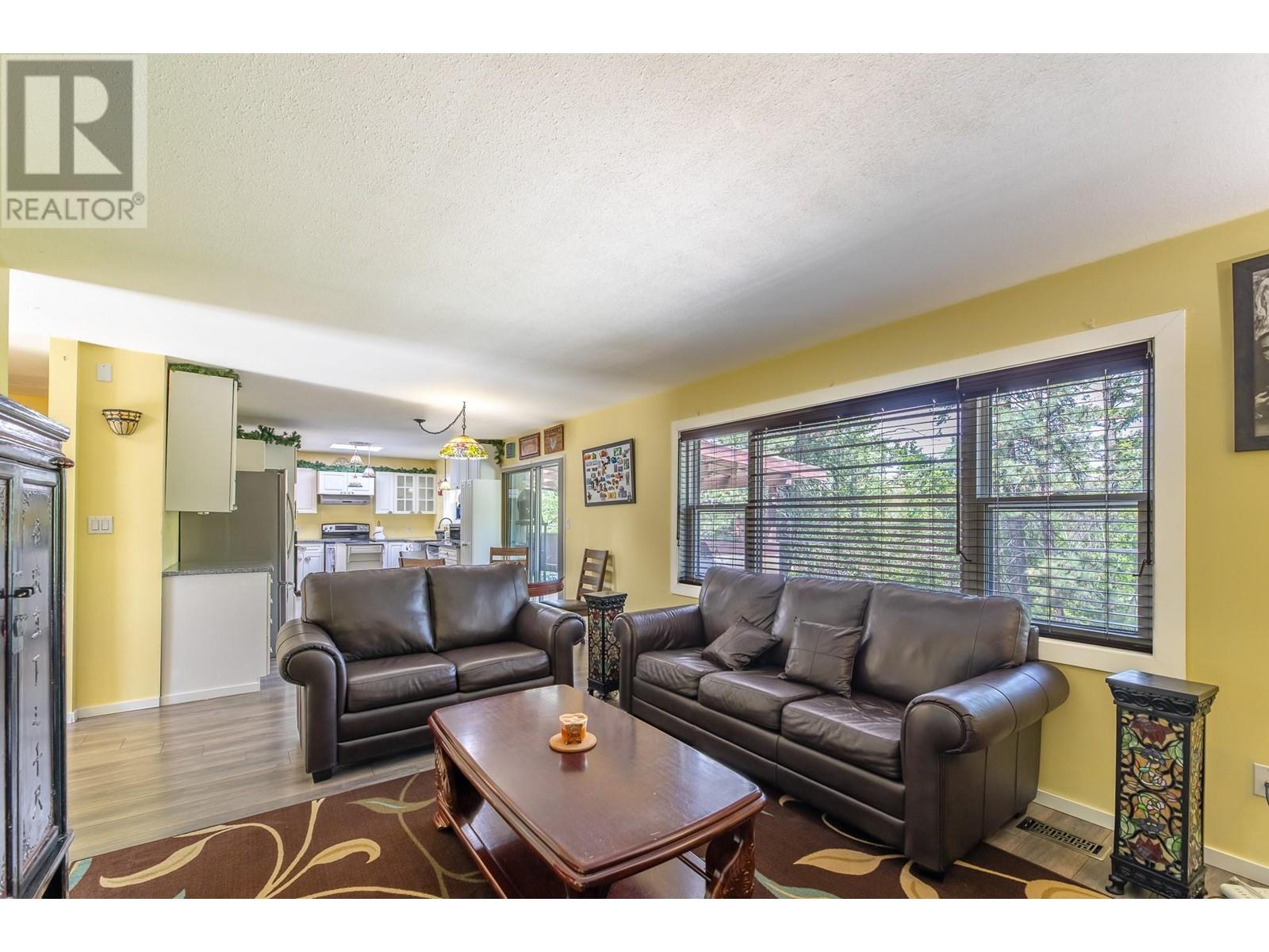 180 Mcpherson Crescent Unit# 100, Penticton