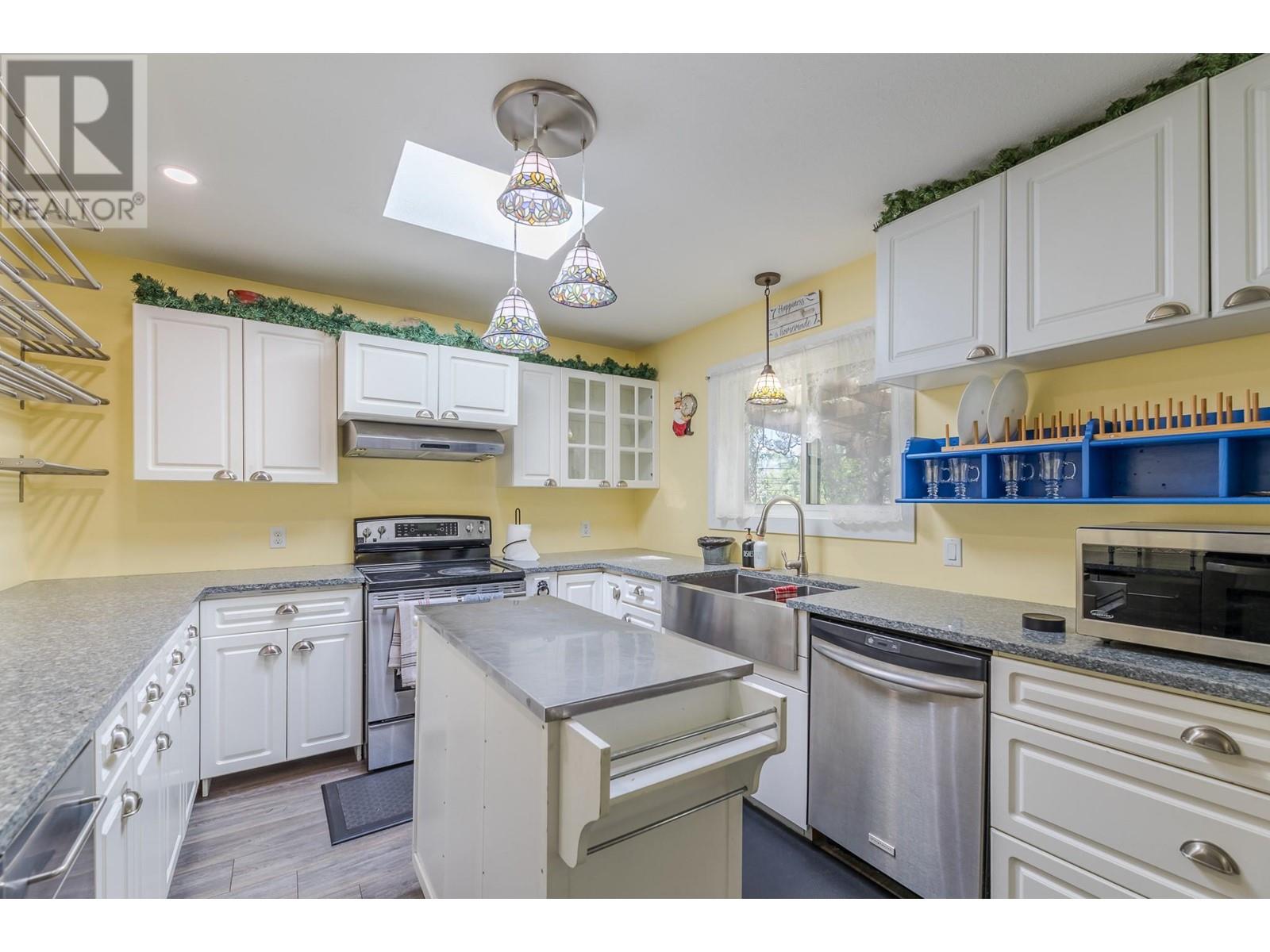 180 Mcpherson Crescent Unit# 100, Penticton
