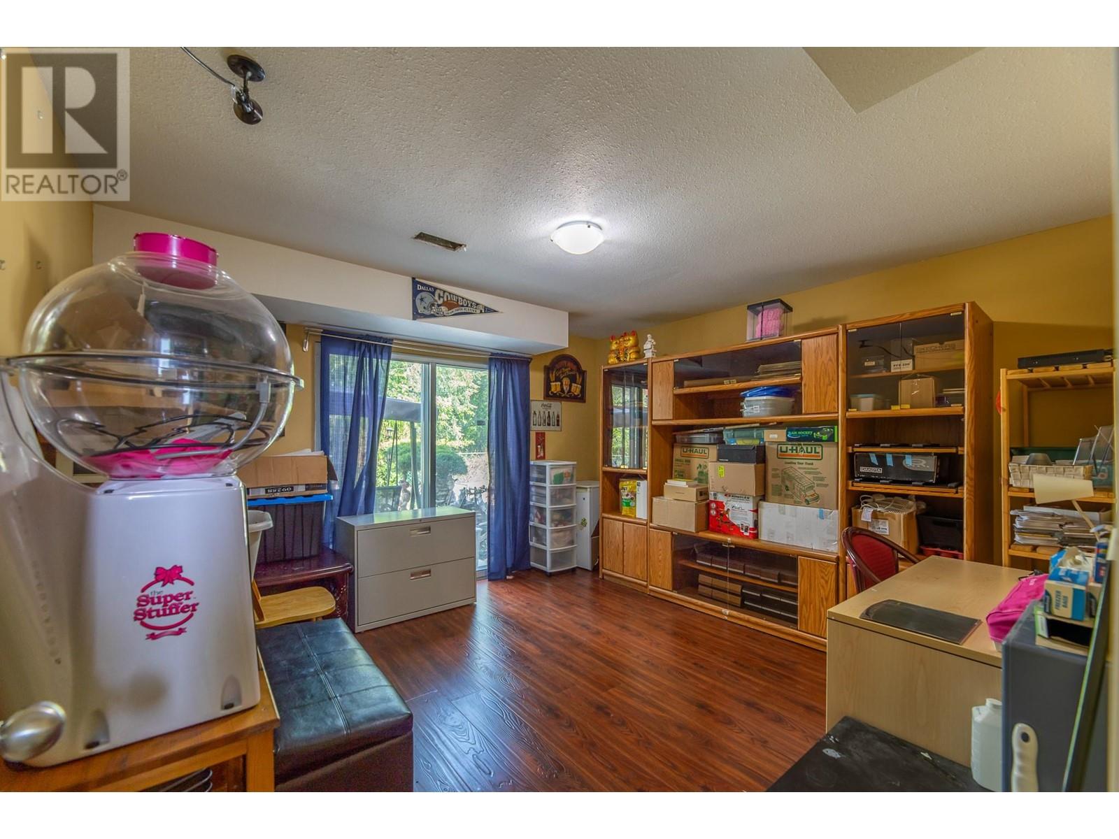 180 Mcpherson Crescent Unit# 100, Penticton