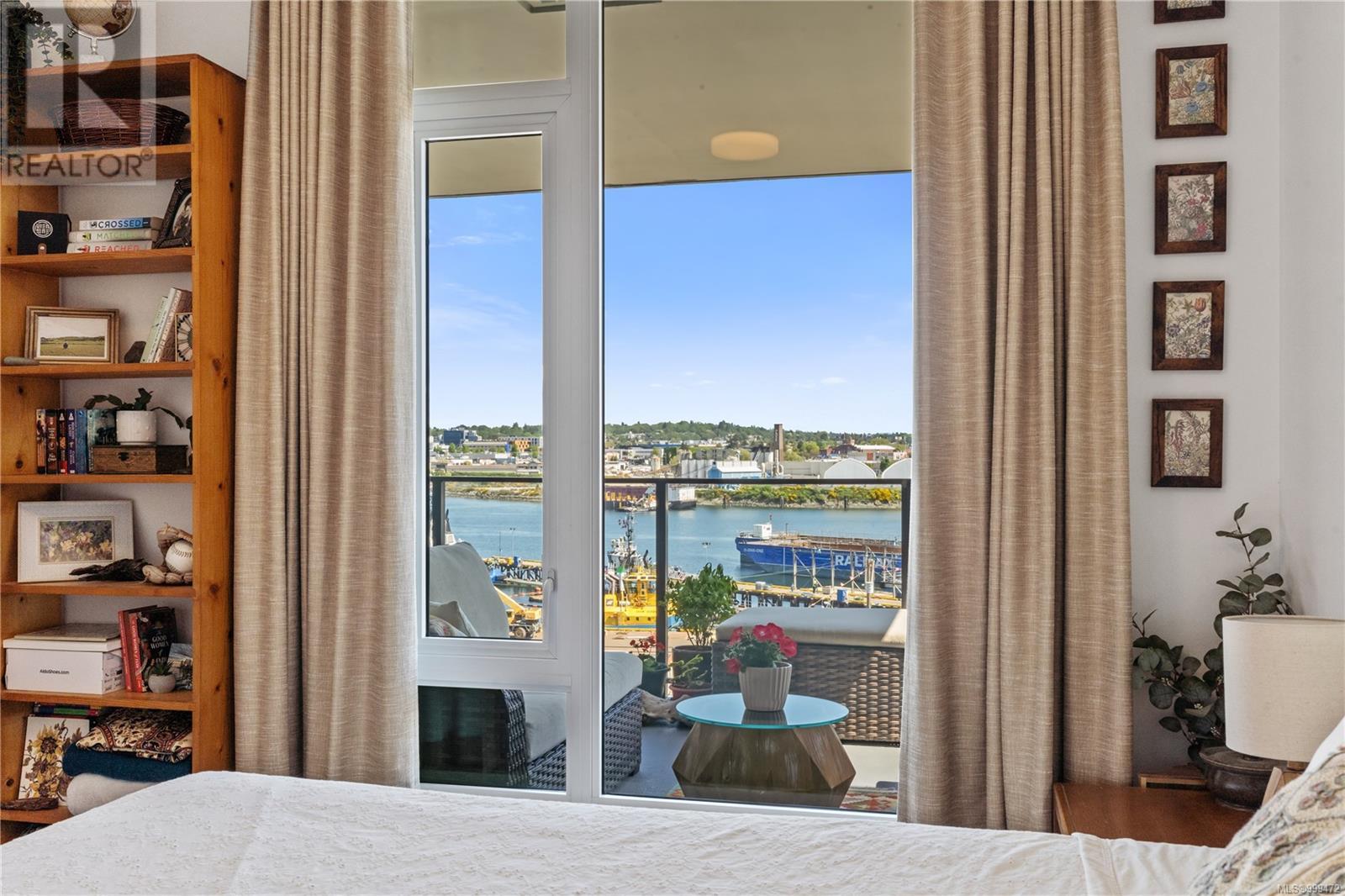Photo 9 of 408 363 Tyee Rd, Victoria BC