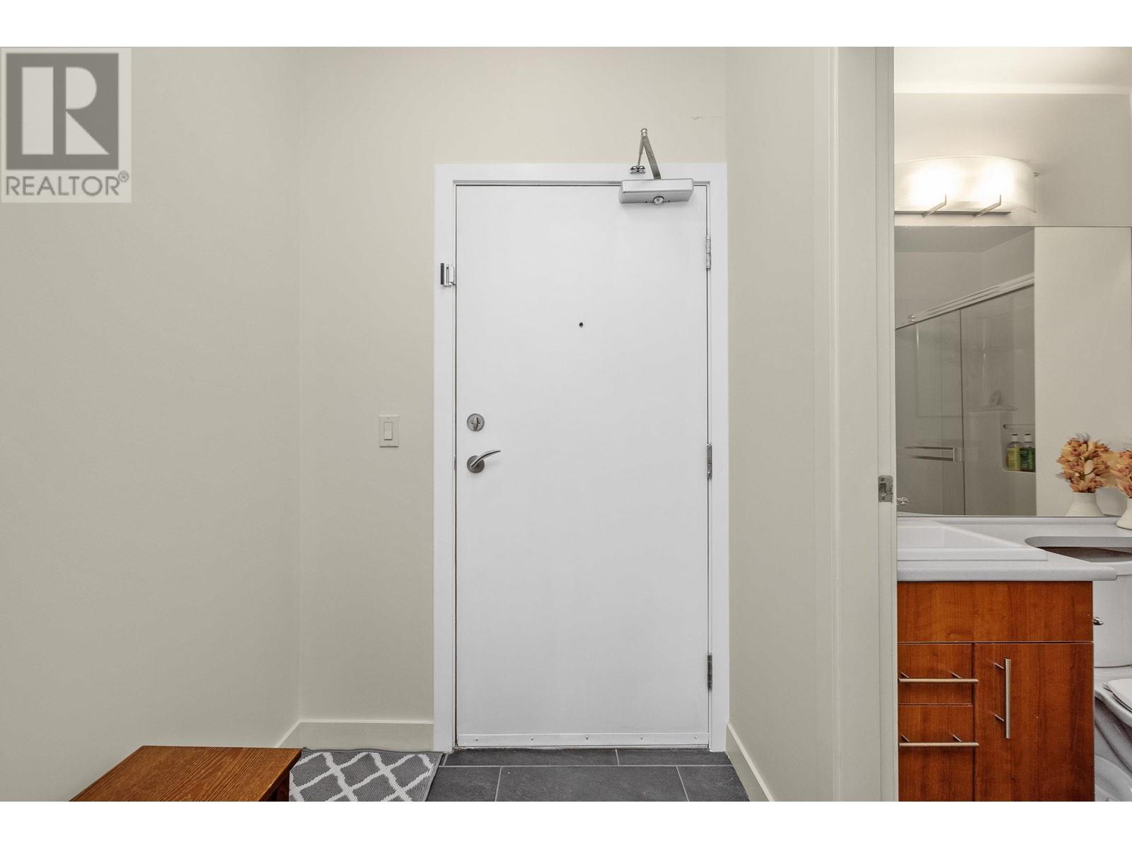 108 1633 MACKAY AVENUE, North Vancouver real estate listing R2992078