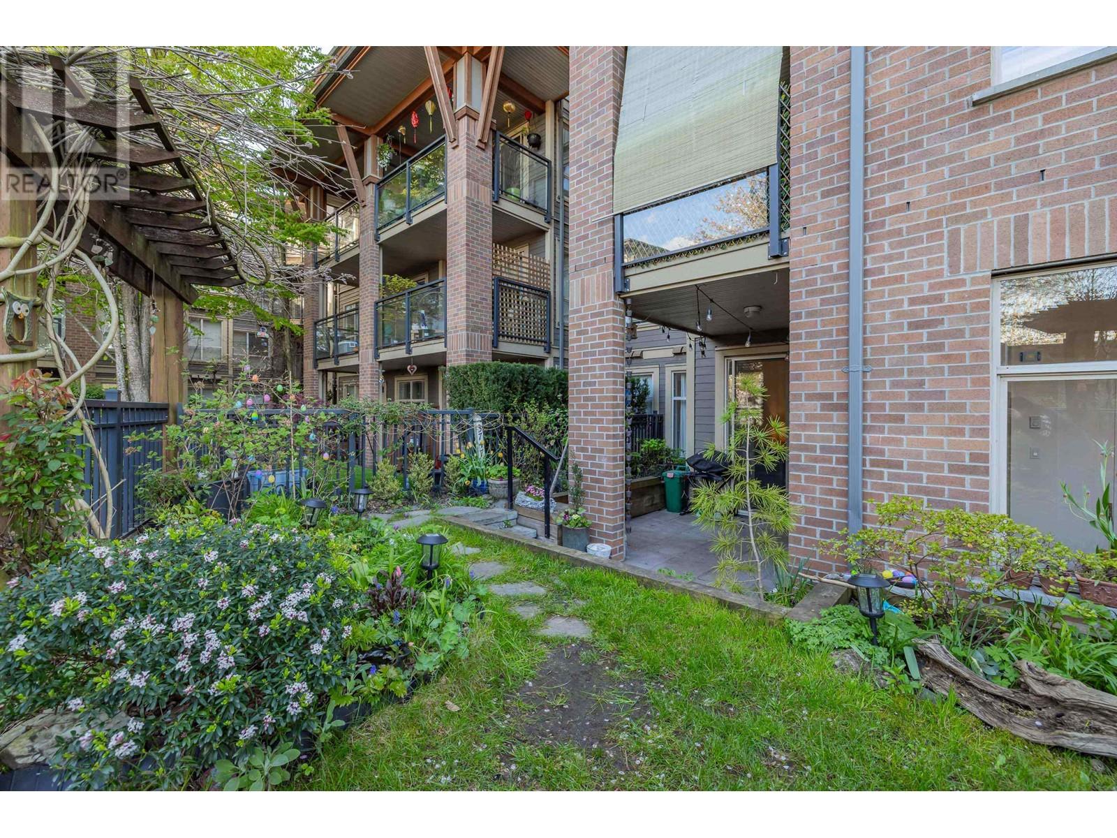 108 1633 MACKAY AVENUE, North Vancouver real estate listing R2992078
