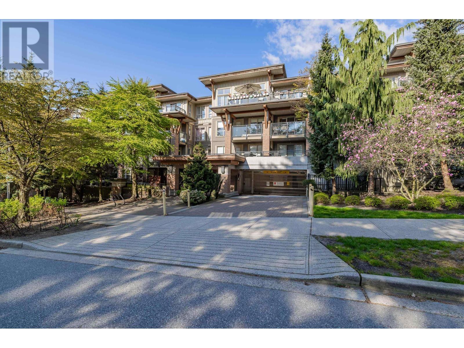108 1633 MACKAY AVENUE, North Vancouver real estate listing for sale