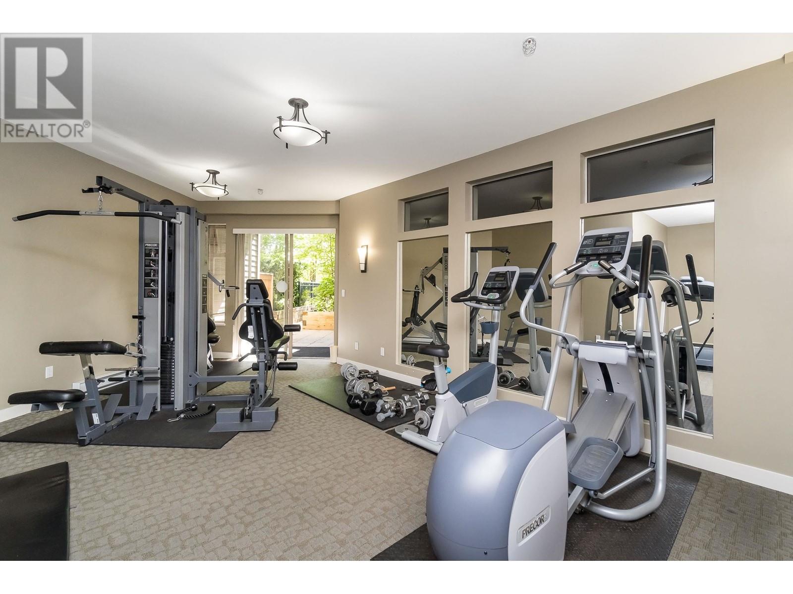 108 1633 MACKAY AVENUE, North Vancouver real estate listing R2992078