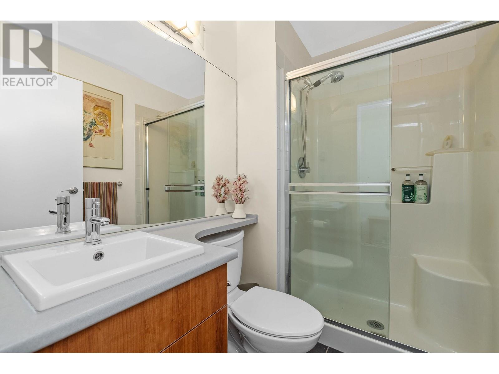 108 1633 MACKAY AVENUE, North Vancouver real estate listing R2992078
