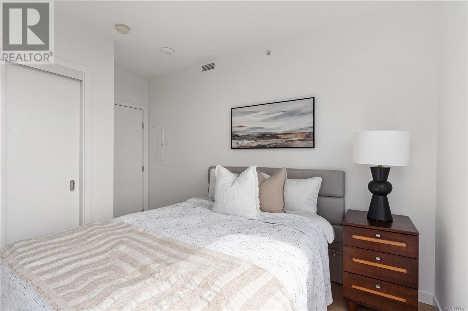 Photo 38 of 908 369 Tyee Rd, Victoria BC