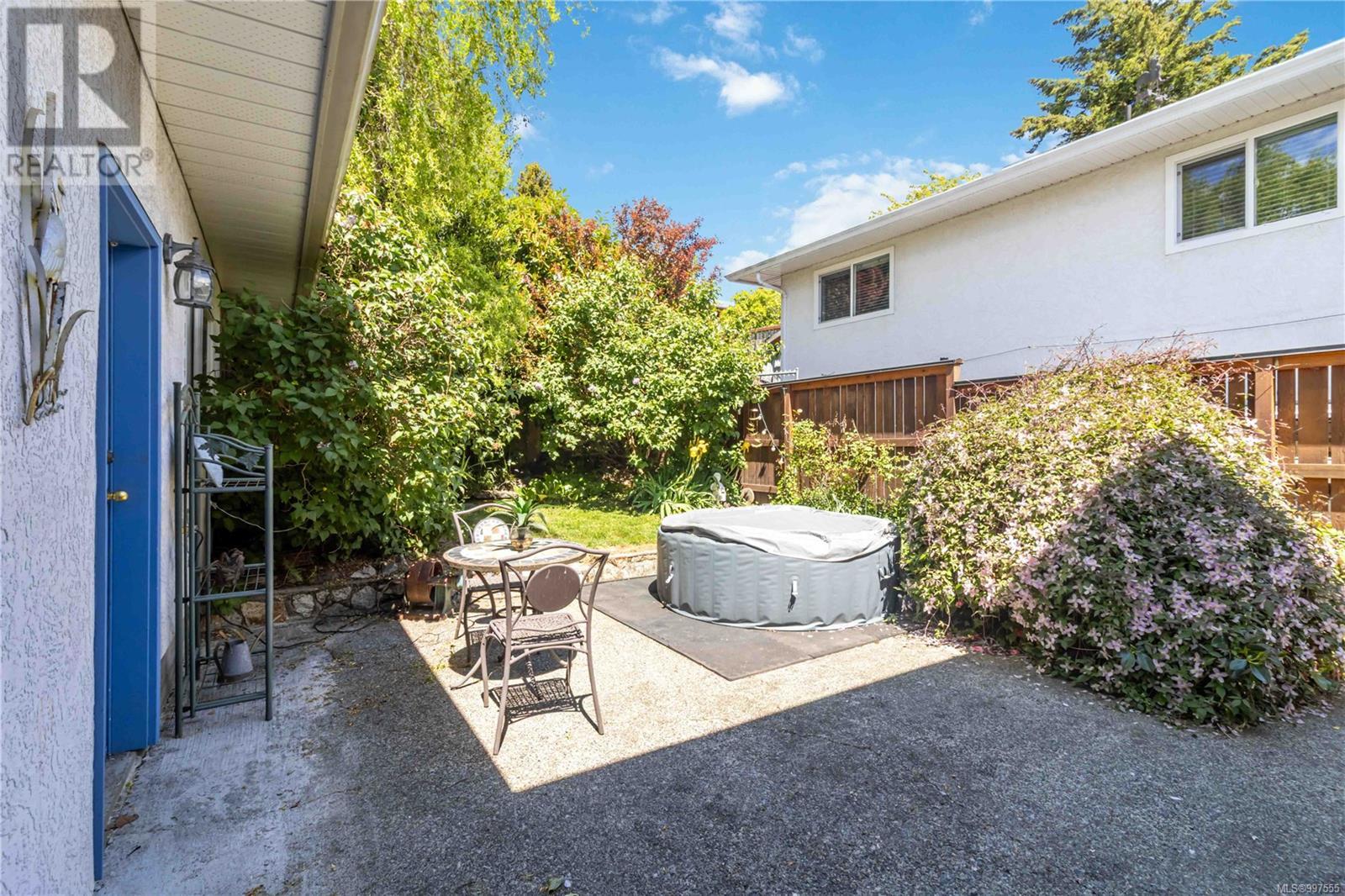  568 Peto Place, Saanich
