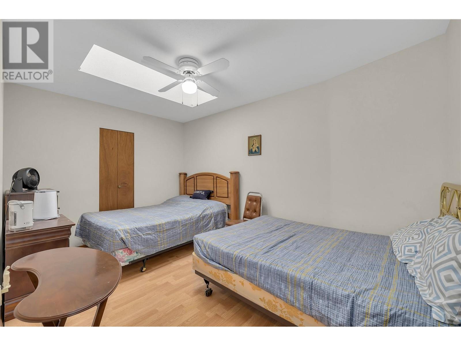 112 Round Lake Road, Princeton