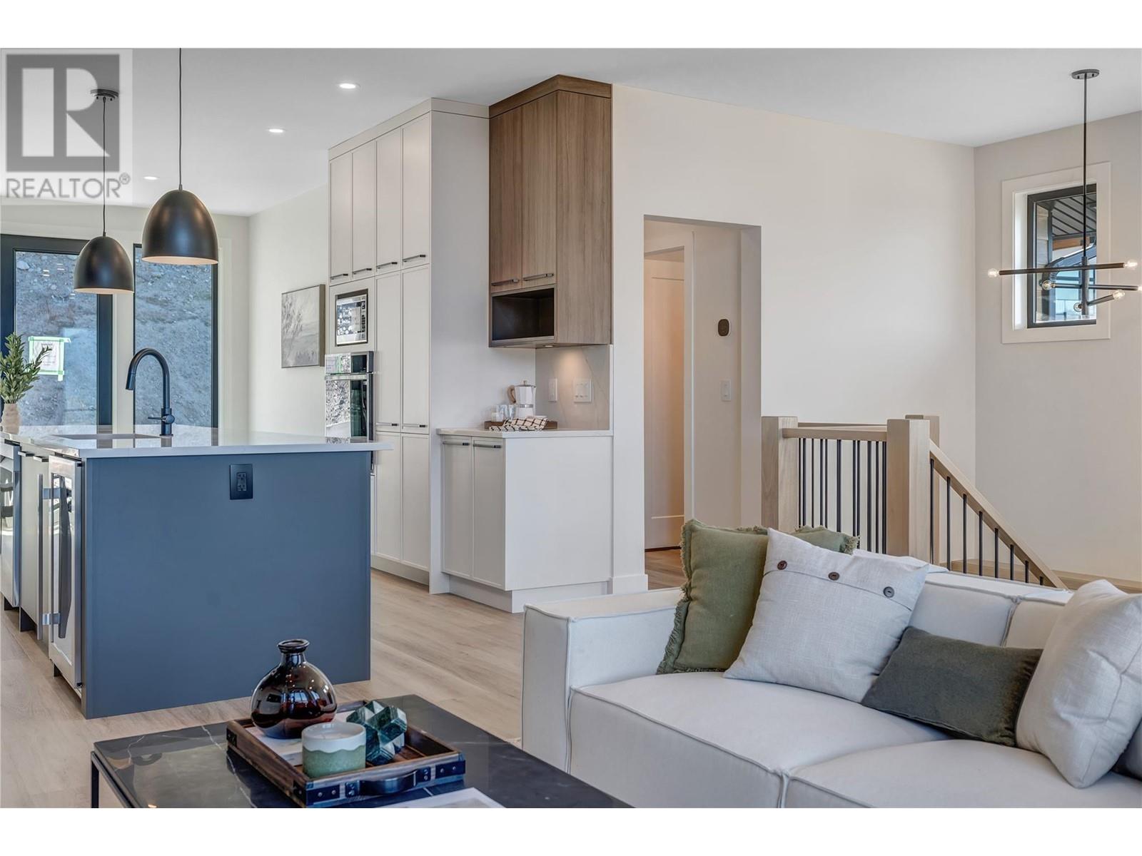 1100 Antler Drive Unit# 102, Penticton