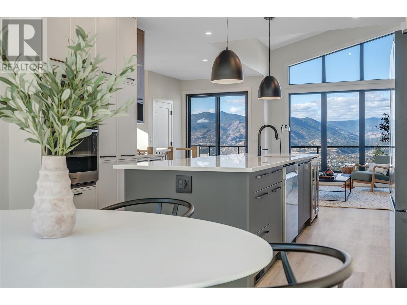 1100 Antler Drive Unit# 102, Penticton