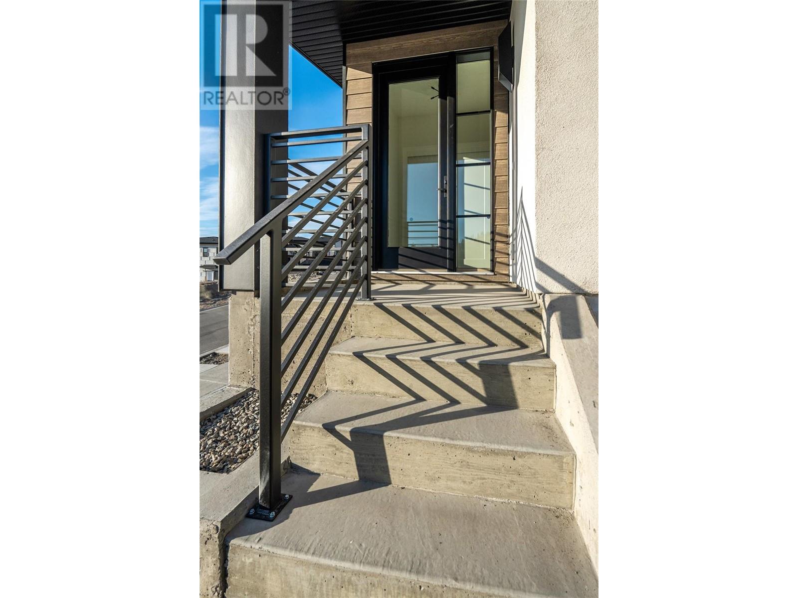 102 1100 Antler Drive, Penticton
