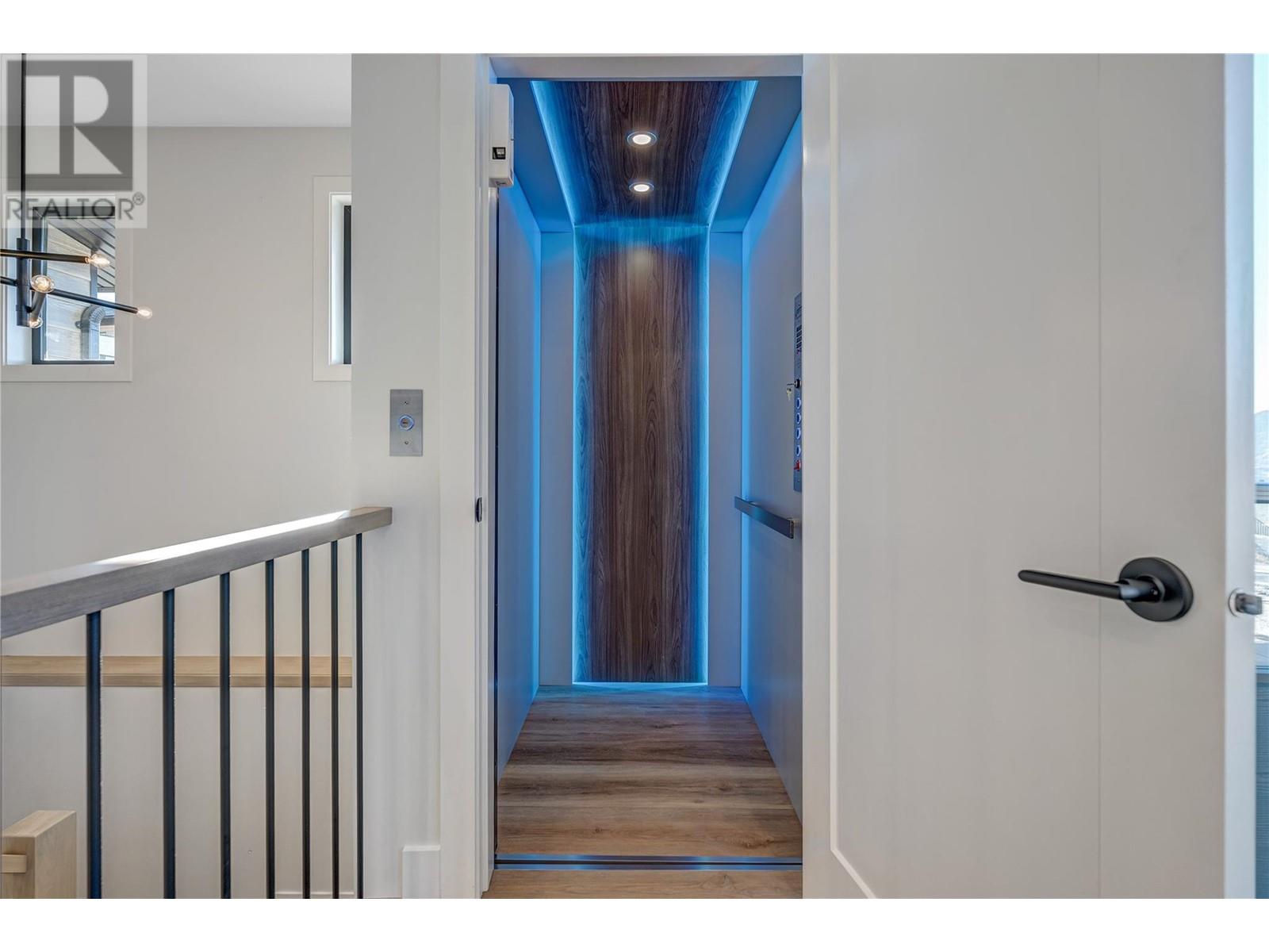 1100 Antler Drive Unit# 102, Penticton