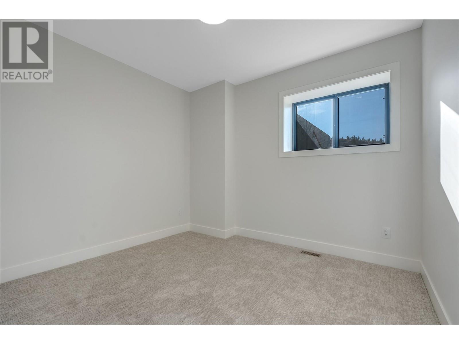 1100 Antler Drive Unit# 102, Penticton