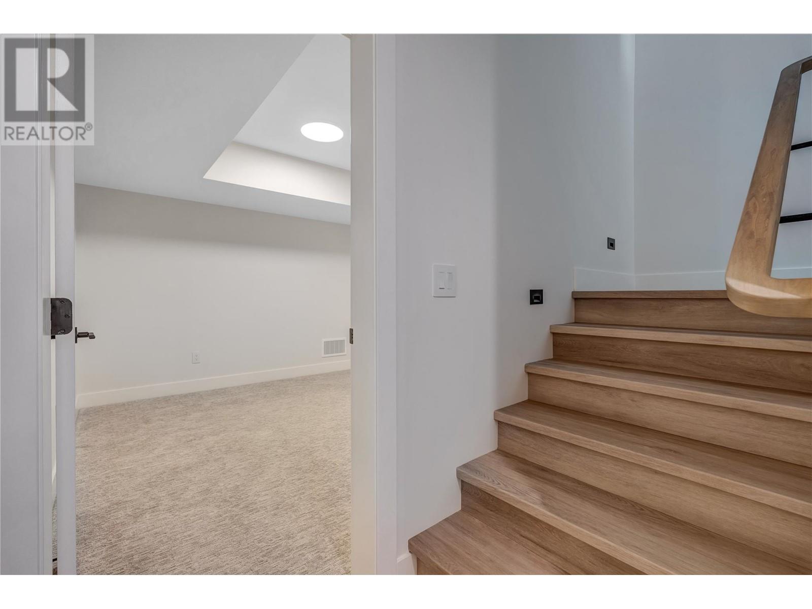 1100 Antler Drive Unit# 102, Penticton