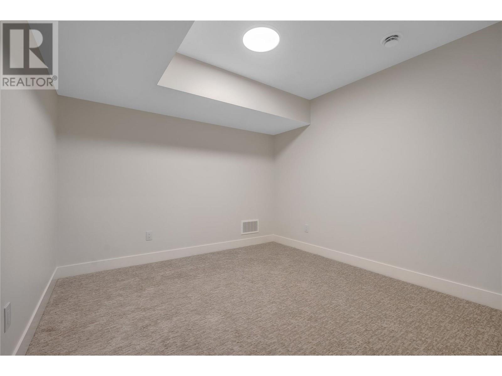 1100 Antler Drive Unit# 102, Penticton