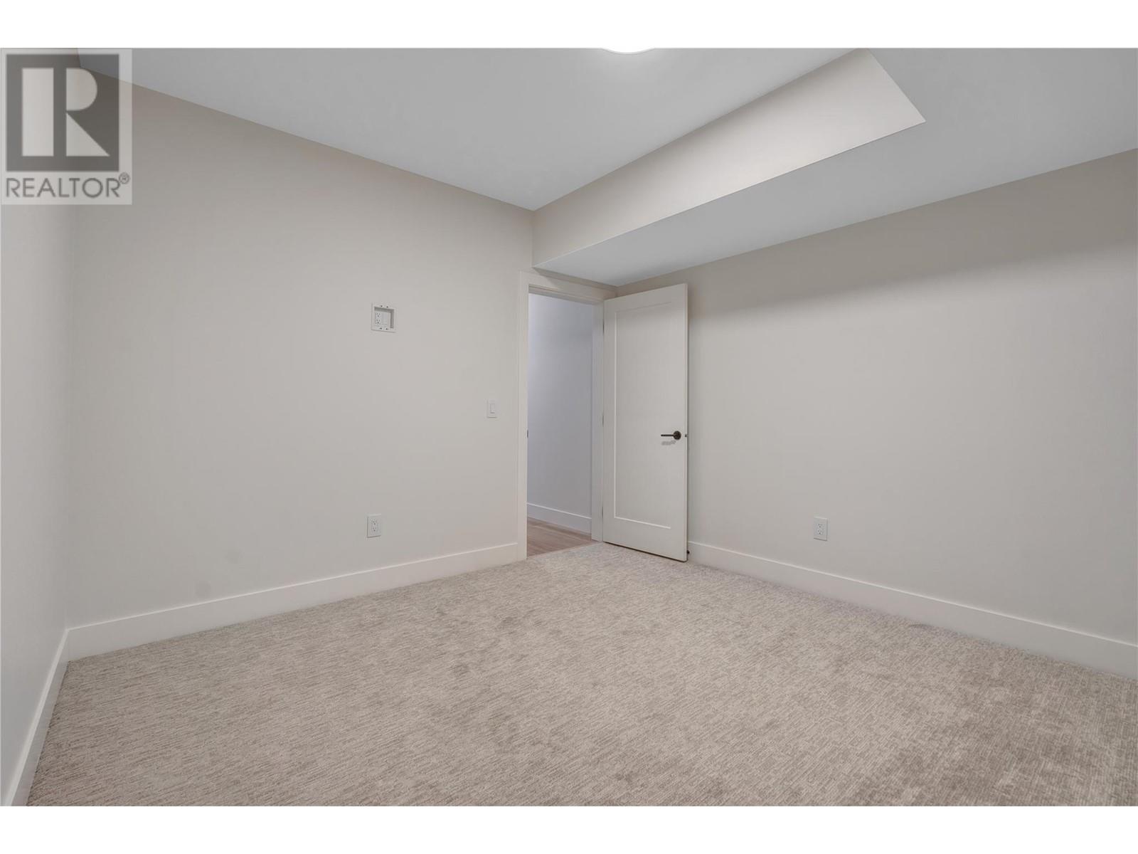 1100 Antler Drive Unit# 102, Penticton