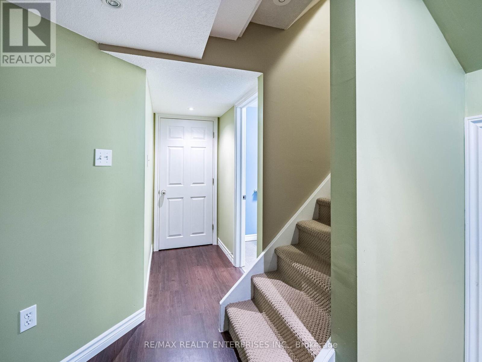 Photo 2 of 256 Sherwood Road, Milton ON