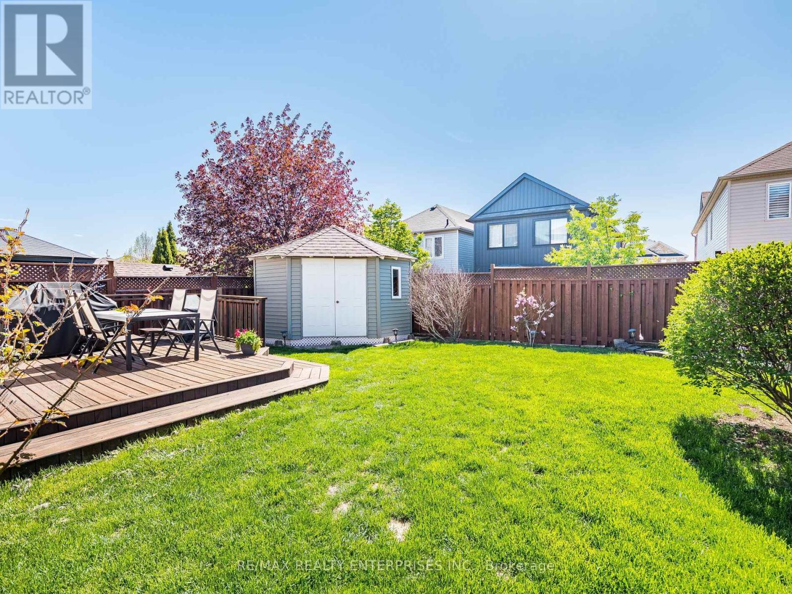 Photo 29 of 256 Sherwood Road, Milton ON