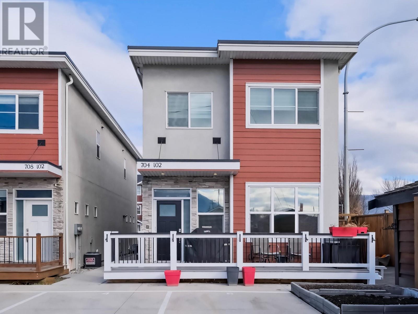 102 704 REVELSTOKE Avenue, Penticton