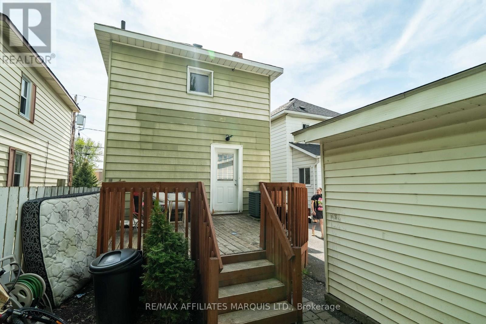 Photo 25 of 316 Mcconnell Avenue, Cornwall ON