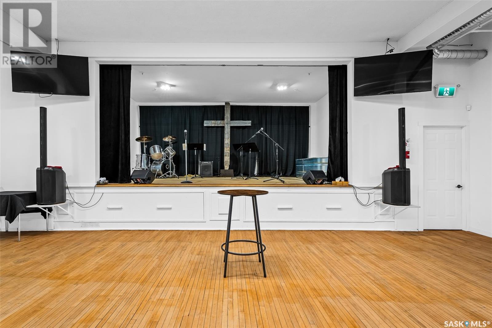 Photo 22 of 303 Coteau Street W, Moose Jaw SK