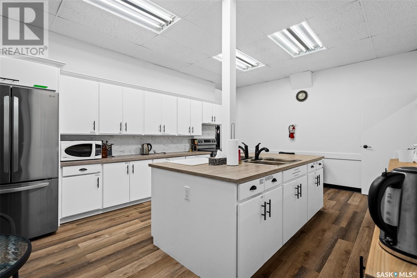 Photo 13 of 303 Coteau Street W, Moose Jaw SK