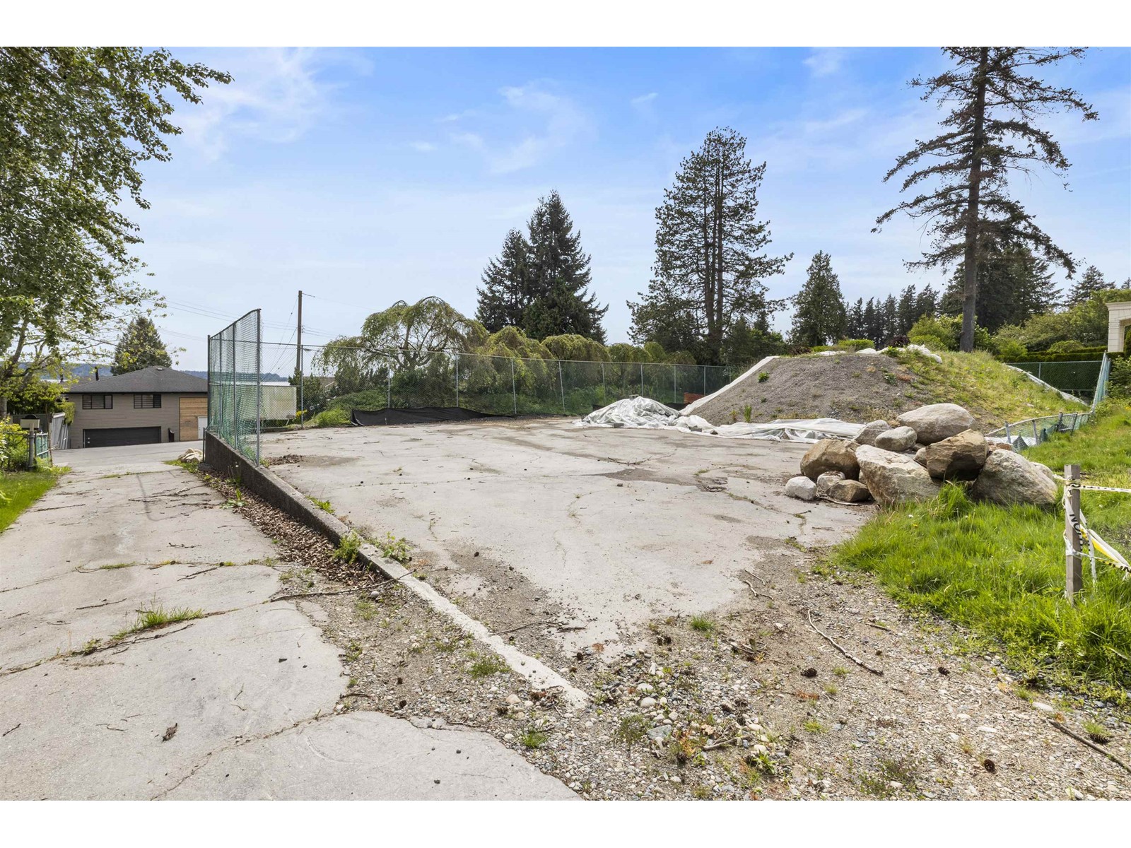 Photo 9 of 12793 54 Avenue, Surrey BC