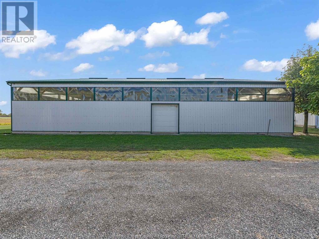 Photo 11 of 16925 Lakeshore Road 303, Lakeshore ON
