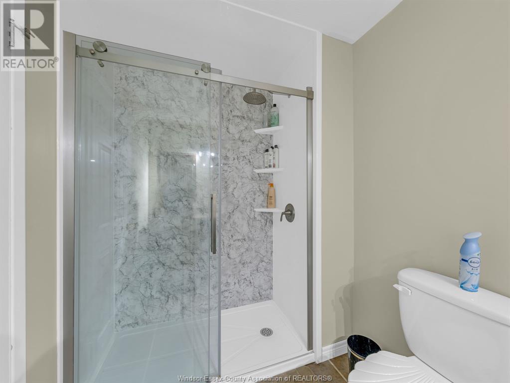 Photo 25 of 16925 Lakeshore Road 303, Lakeshore ON