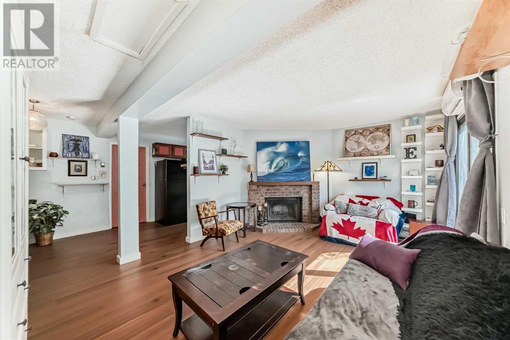 Single Family House for Sale in    Avenue SW Sunalta Calgary 