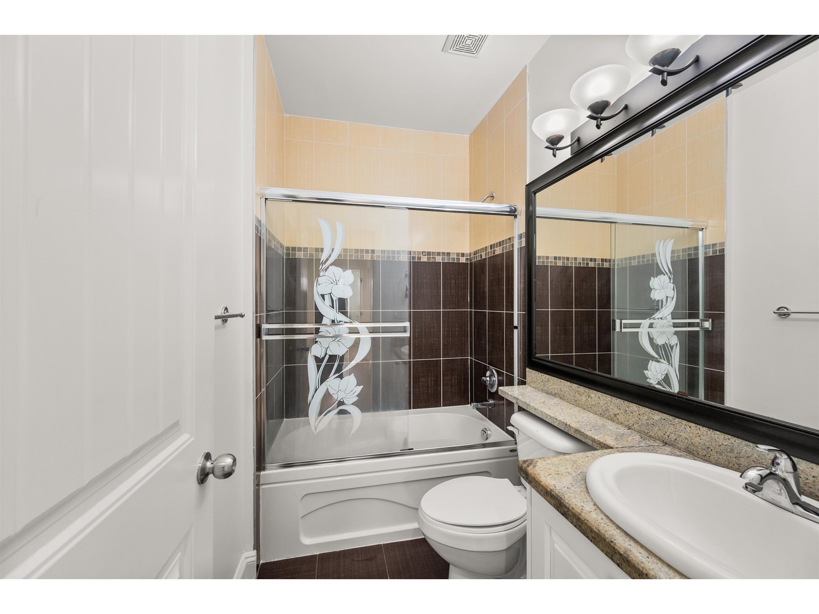 Photo 25 of 6251 141 A Street, Surrey BC