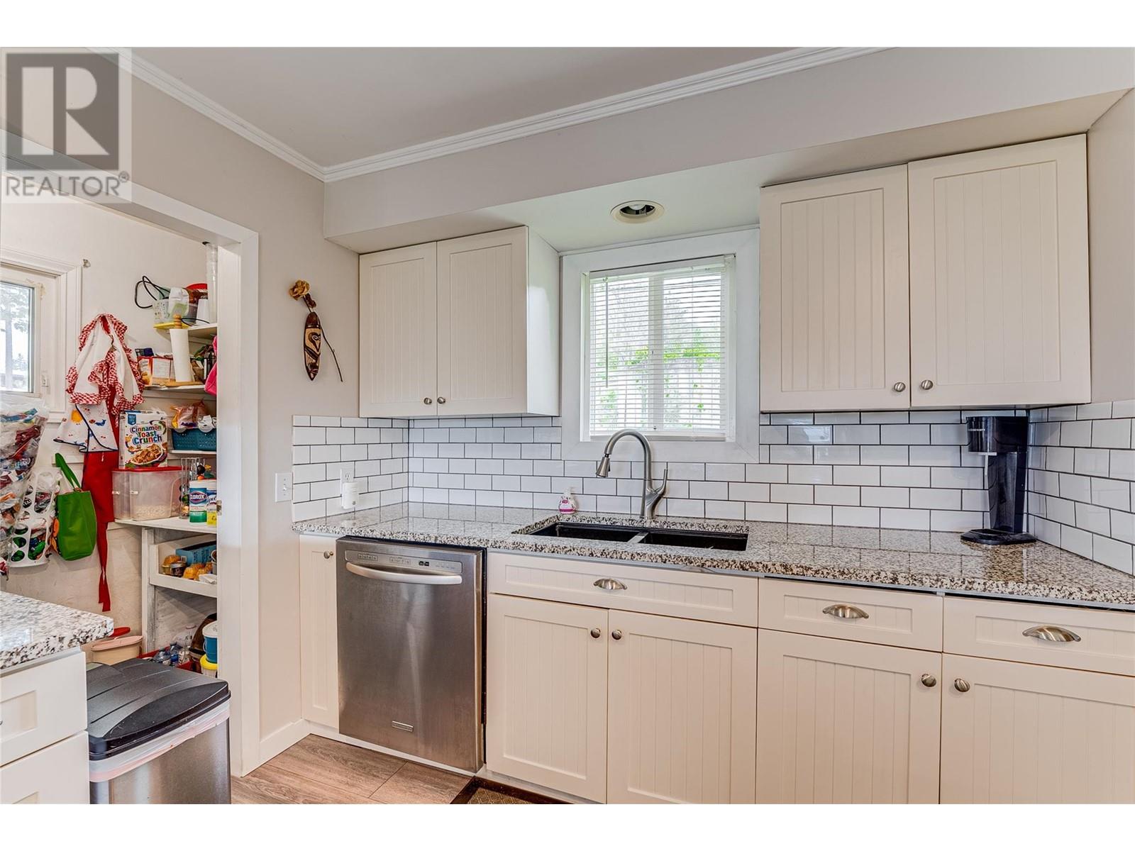  7268 L & A Road, Vernon