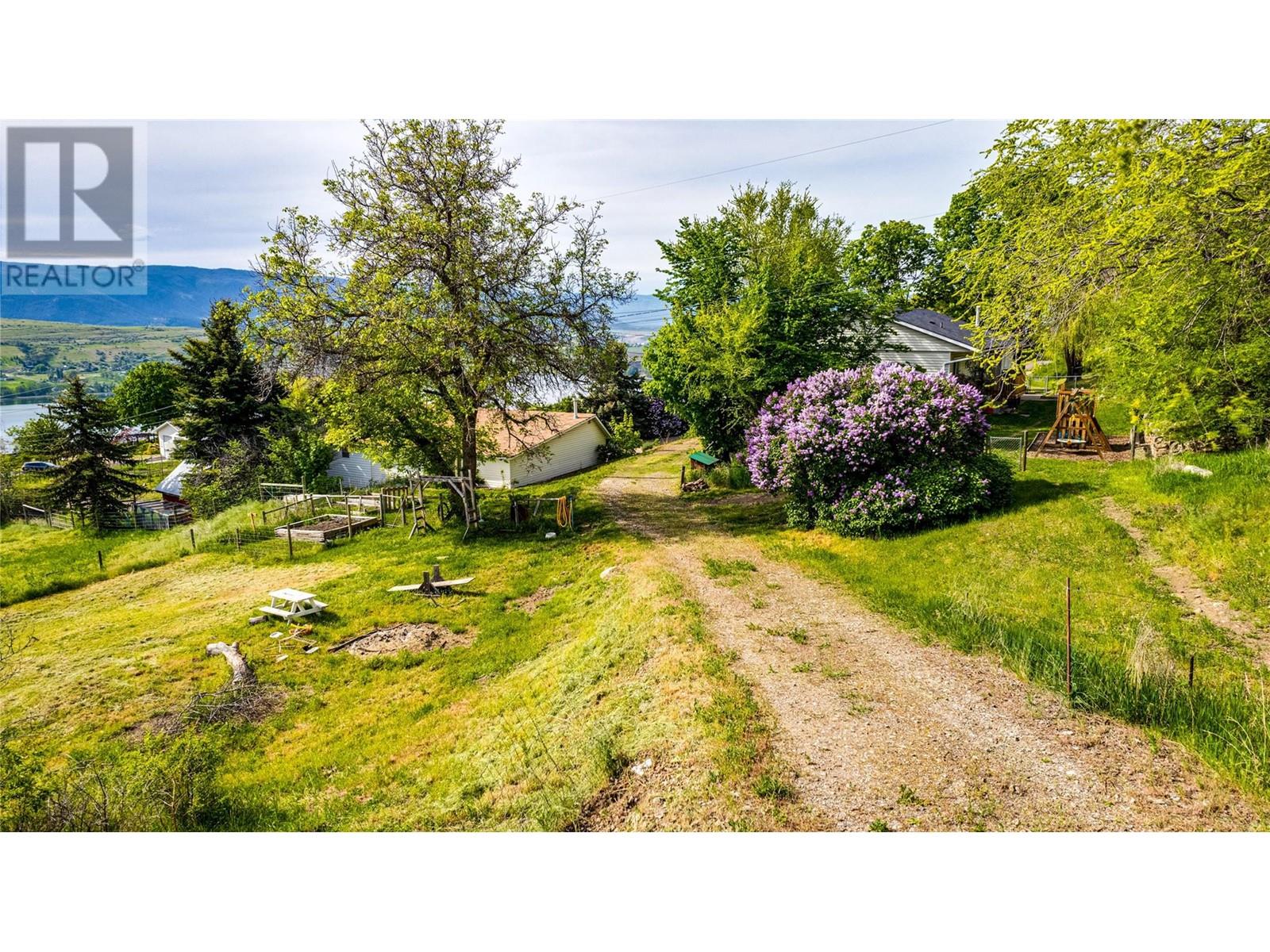  7268 L & A Road, Vernon