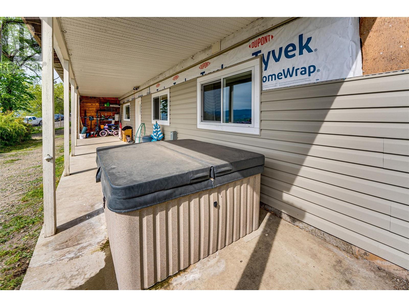  7268 L & A Road, Vernon