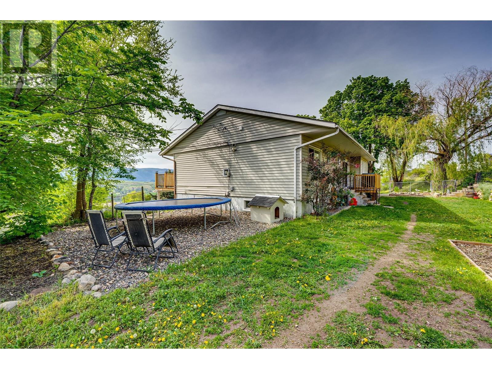  7268 L & A Road, Vernon