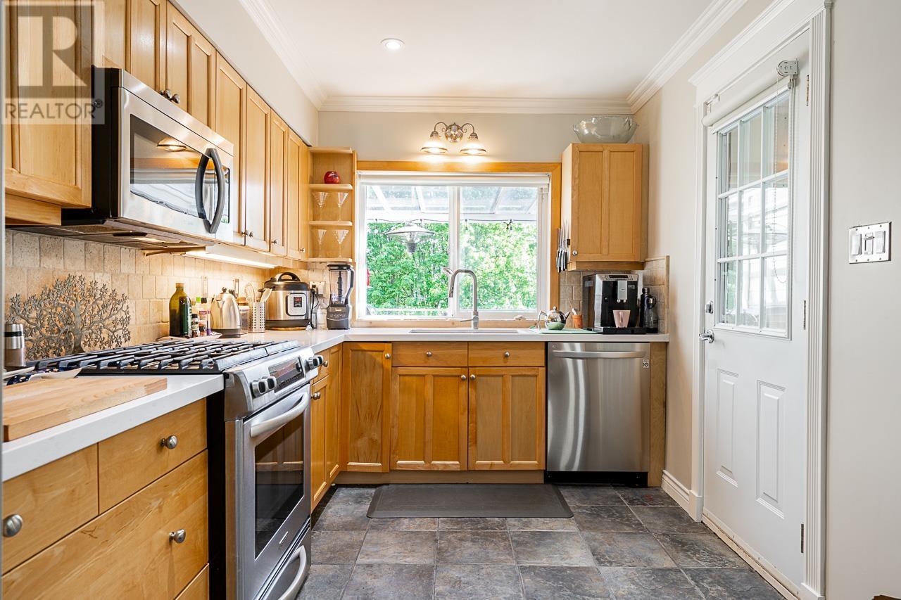 Photo 11 of 5823 Highfield Drive, Burnaby BC