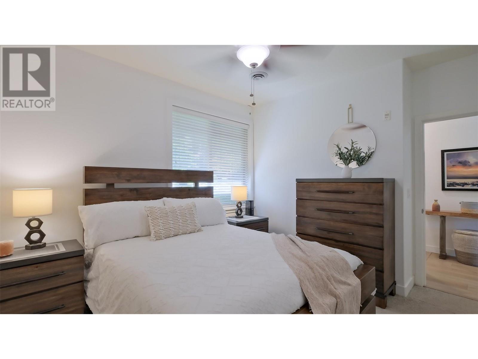 #2102 4042 PRITCHARD DRIVE - Image 21