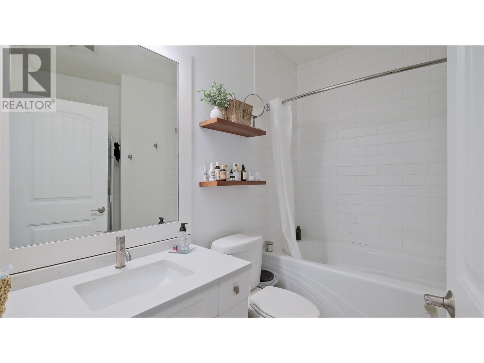#2102 4042 PRITCHARD DRIVE - Image 22